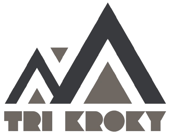 TŘI KROKY